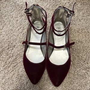 Ana burgundy pointy flats
